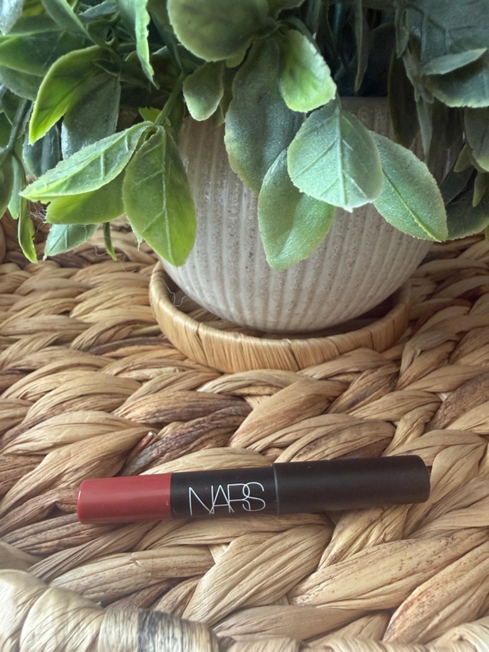 NARS Velvet Matte Lip Pencil — Dolce Vita